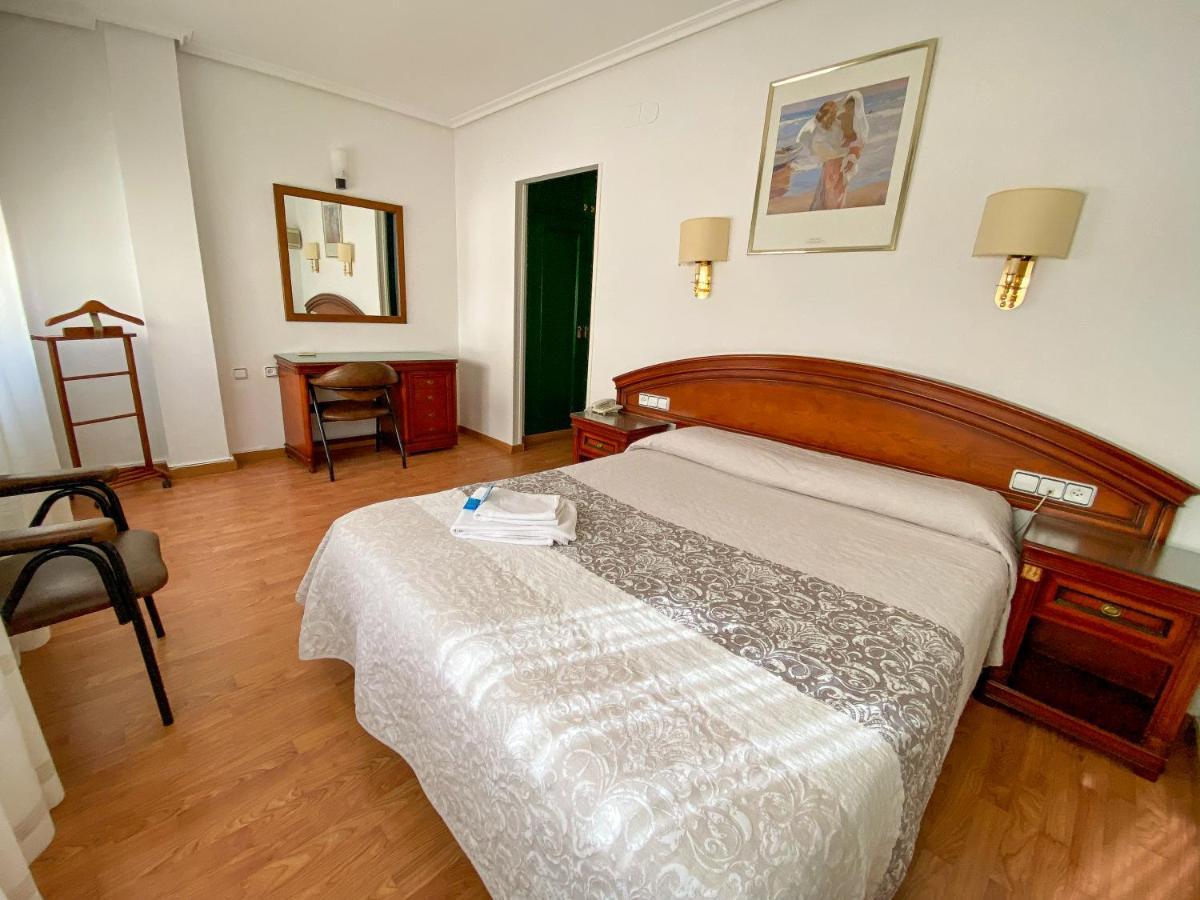 Hotel Cardinal Albacete Exteriér fotografie